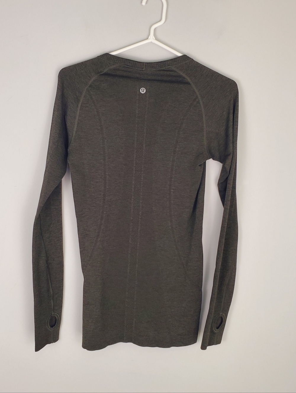 Lululemon Swiftly Tech Long Sleeve Crew Camo Green Black CAMG/BLK Size 8